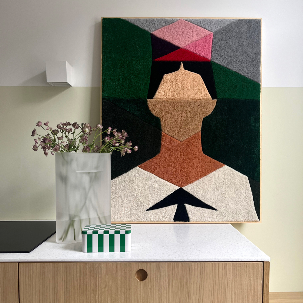 Tufted Frida