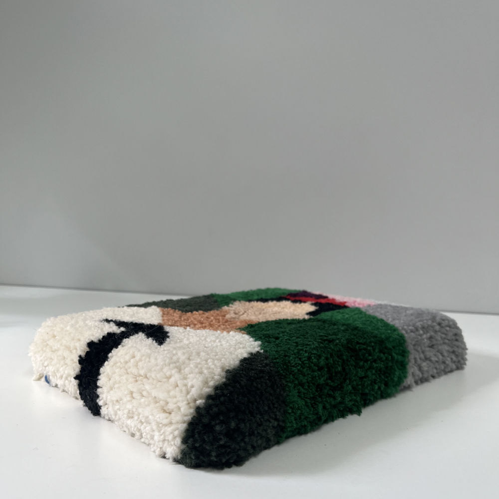 Tufted Frida