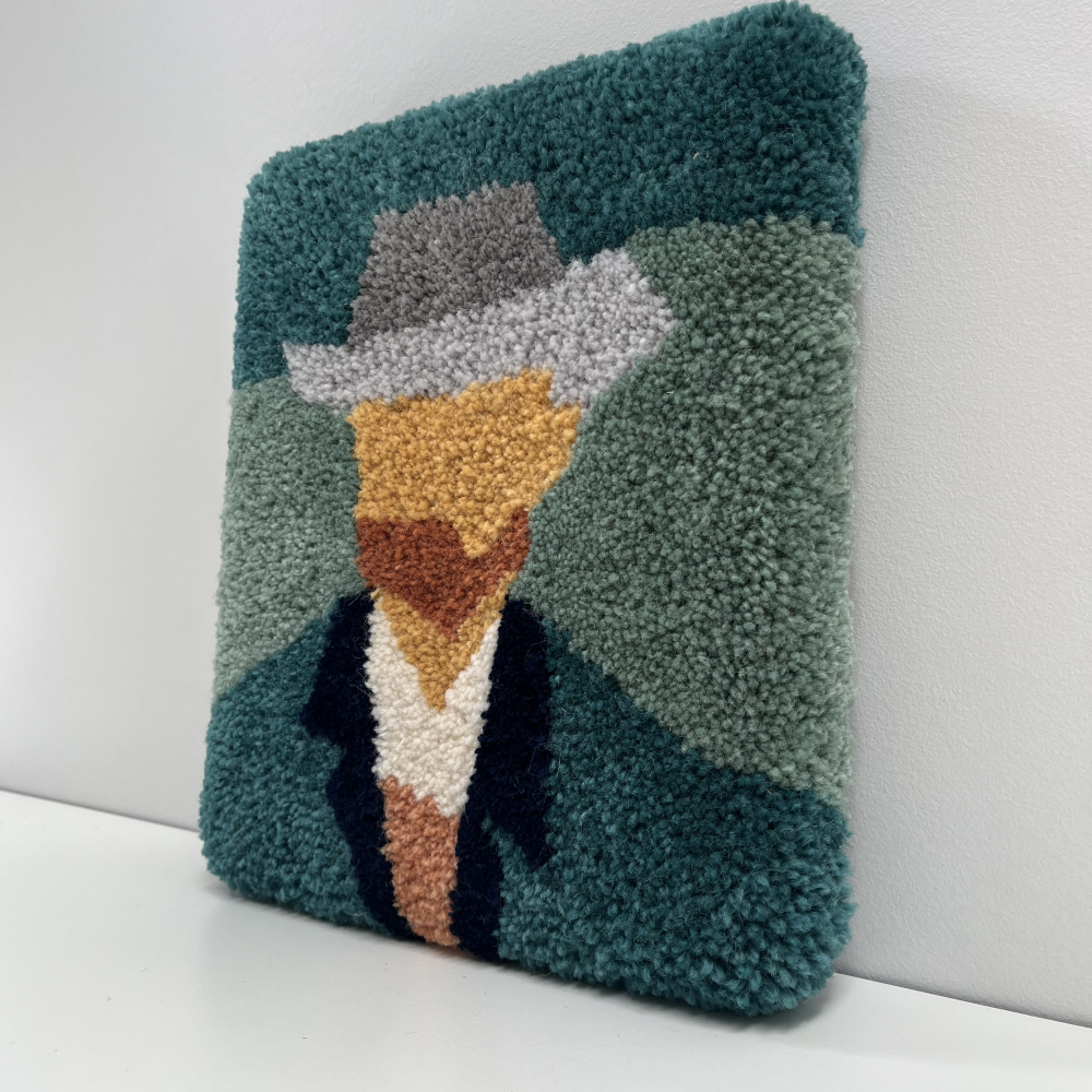 Tufted Vincent