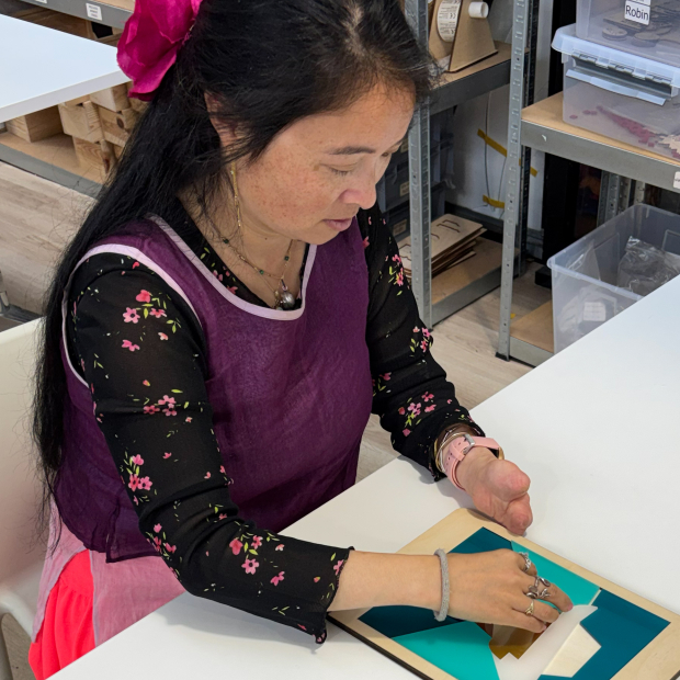 02E MEISJE MET VINCENT